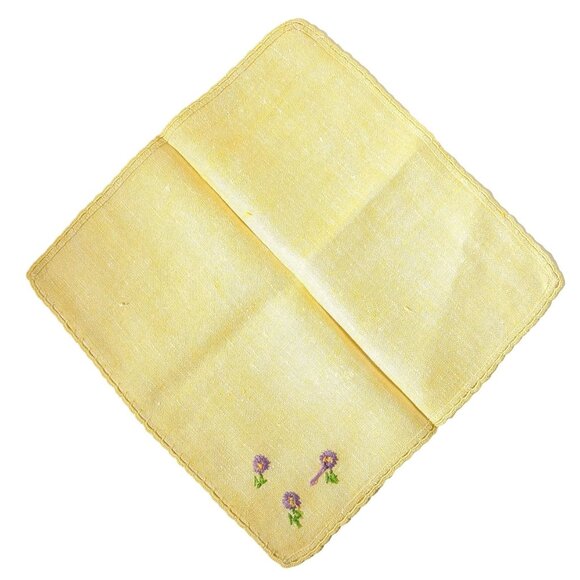 4 Embroidered Linen Napkins Yellow Crochet Edge Floral Farm Country Retro Vtg - Picture 4 of 4